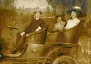 8 dewdney family in car staged