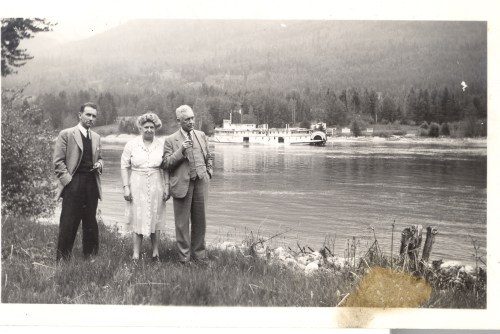 win and rl with friend and nasookin in back