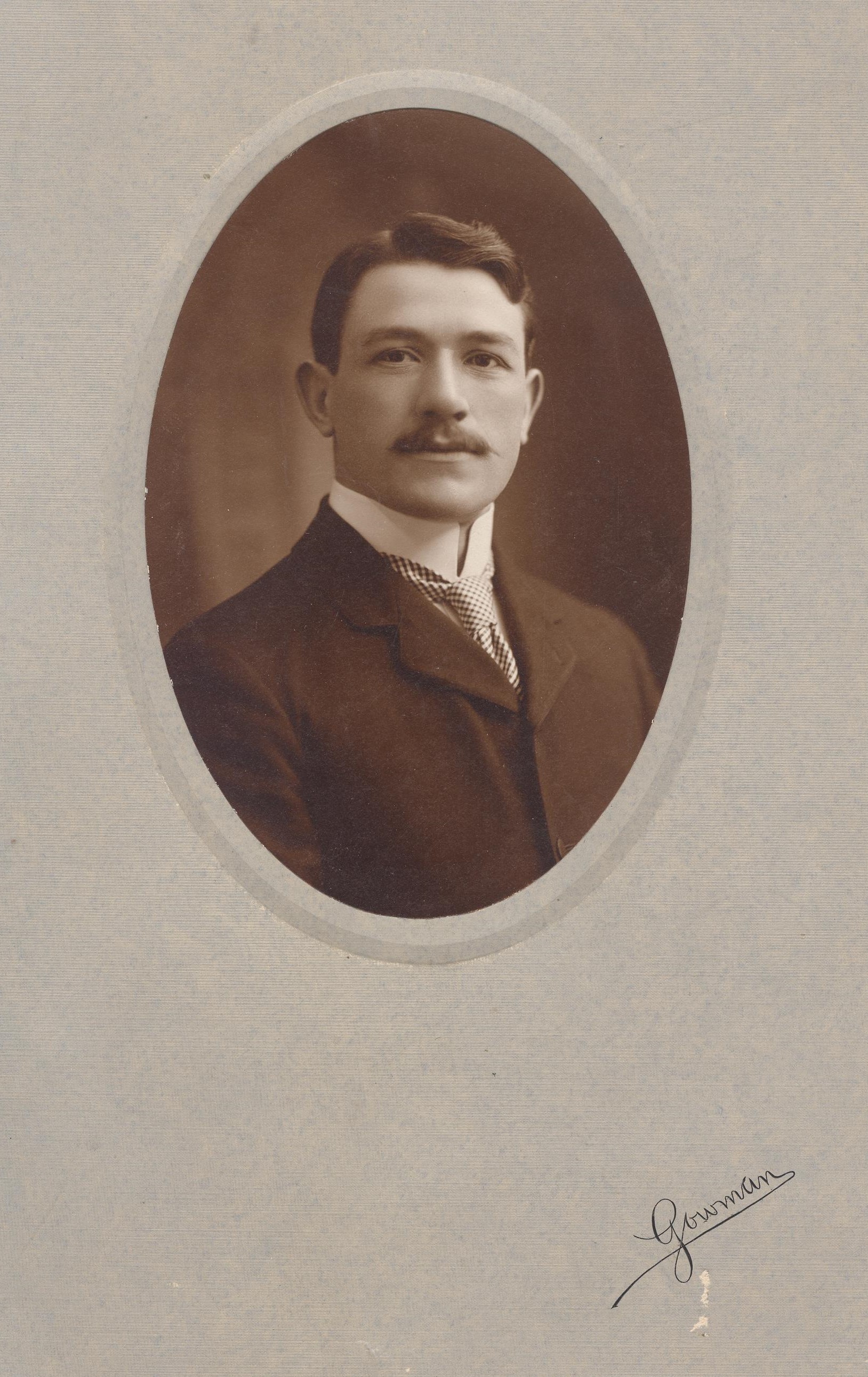 ted in frame 001 (1)b